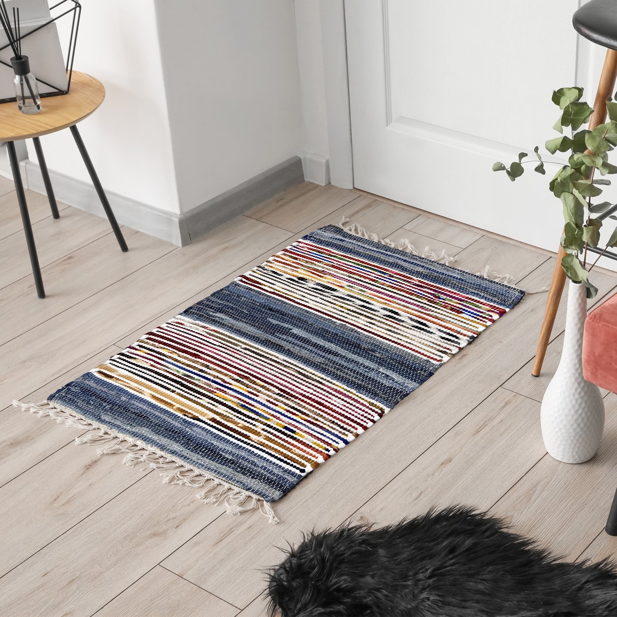 Handgemaakt katoen-polyester vloerkleed 80 × 50 cm, artikel 36771, in een mediterrane binnensfeer