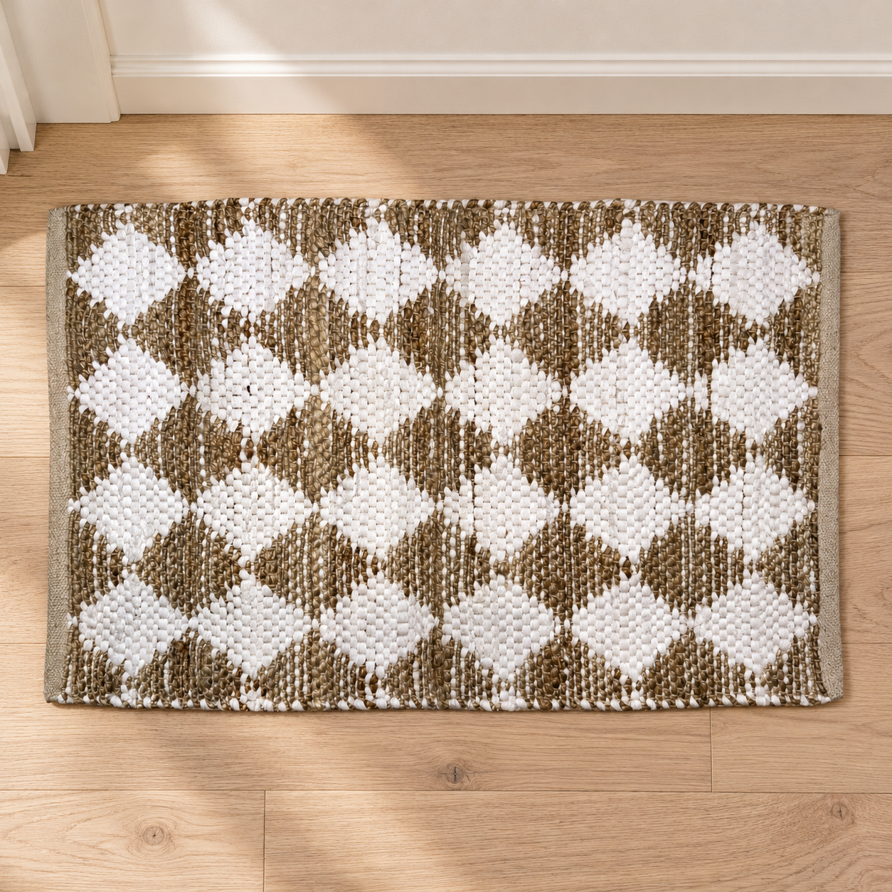 Handgemaakt katoen-jute vloerkleed 85 × 50 cm, artikel 36769, in een mediterrane binnensfeer
